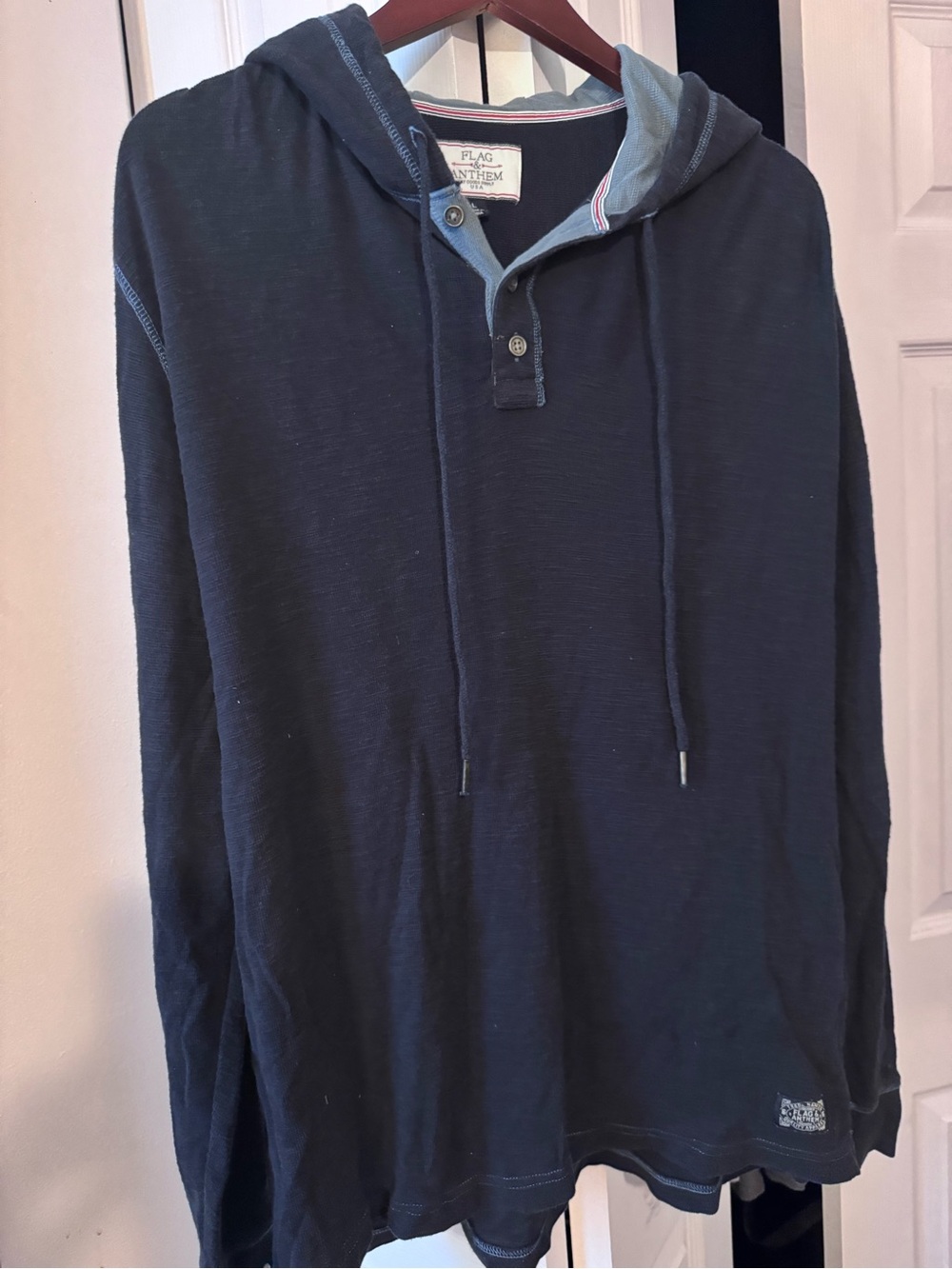 Men's Flag & Anthem Navy Waffle-Knit Hoodie